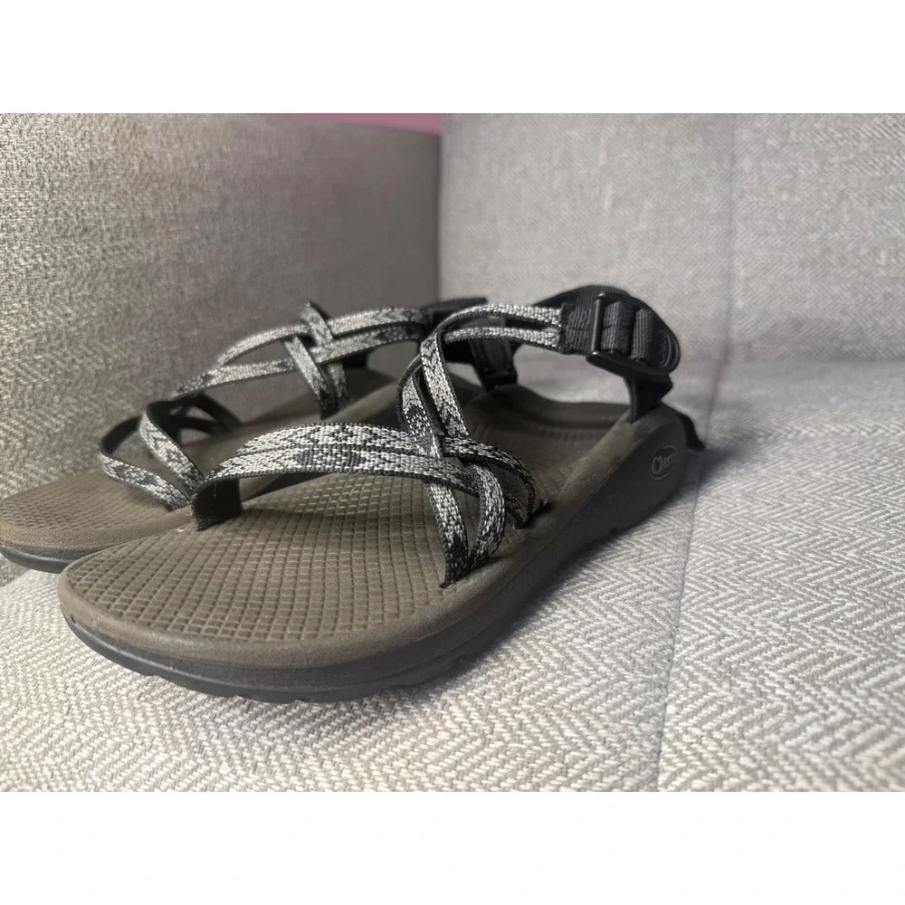 Chaco Z Cloud 2 Sandals Womens 8 Black Gray Strappy Toe Loop Hiking Water Shoes